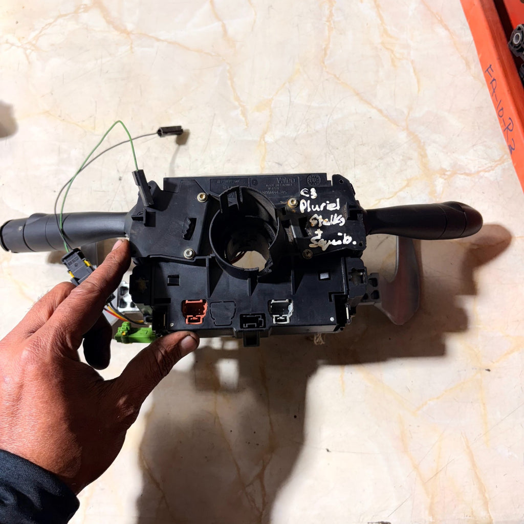2004 CITROEN C3 Comms Unit and Stalks