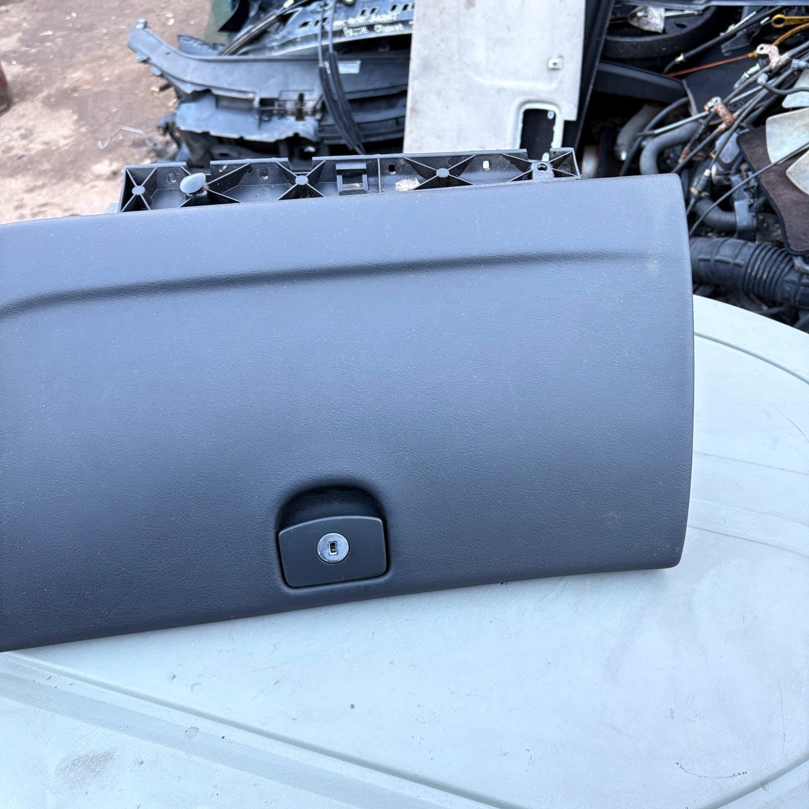 Peugeot 407 Dashboard Glove Box Storage Compartment Lid 9647987677 2004-2010