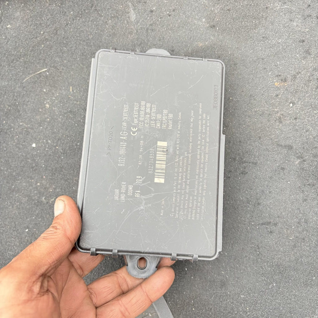 Discovery 4 Body Control Module Keyless BJ32-19H440-AG Land Rover 2011