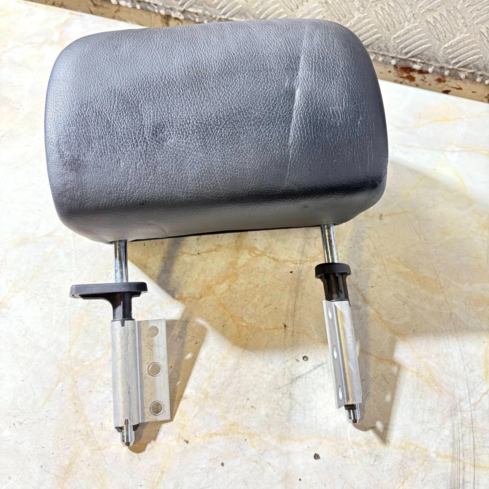Bmw 320Ci Left Passenger Nearside Rear Headrest Head Rest