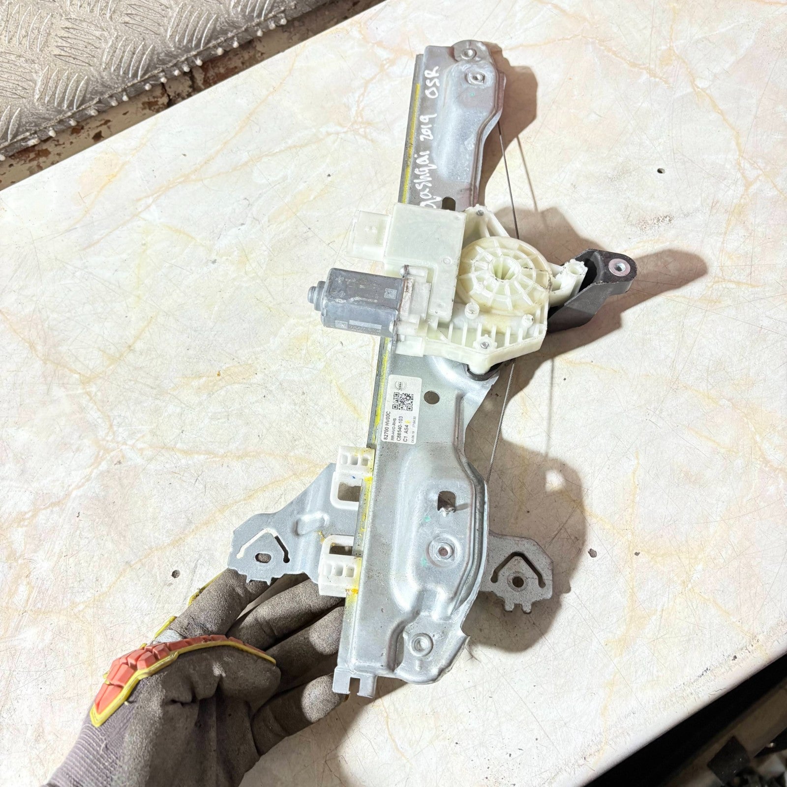 NISSAN QASHQAI WINDOW REGULATOR REAR DRIVER SIDE OFFSIDE 2014-2021 82700 HVO0C