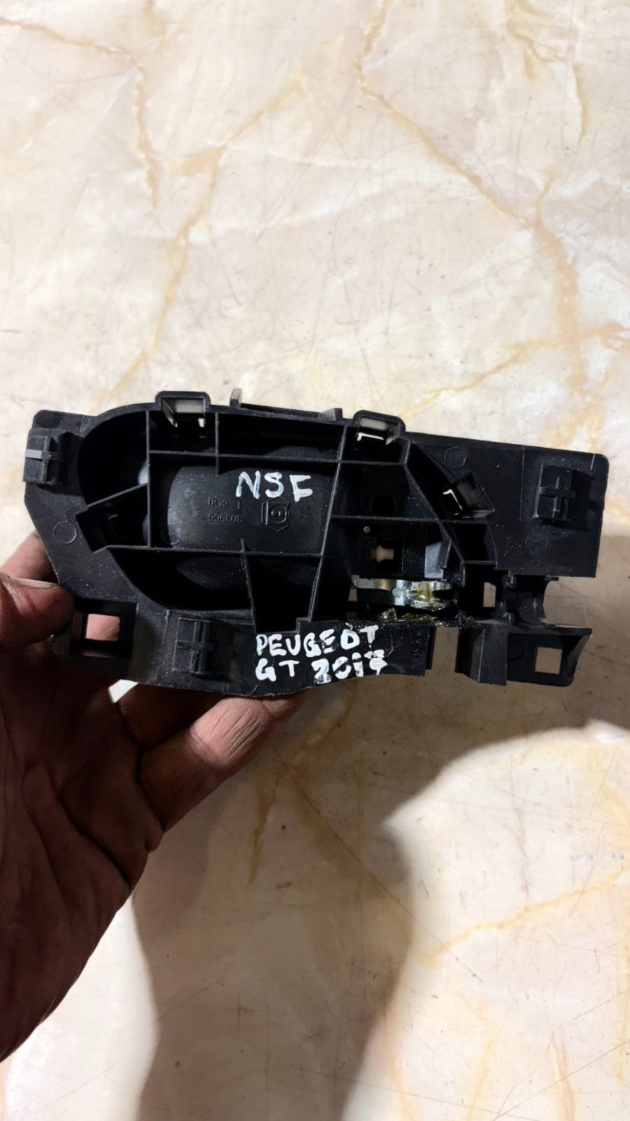 Peugeot 208 2012-2019/2008 2013-2019 Front Left Inner Door Handle 303966
