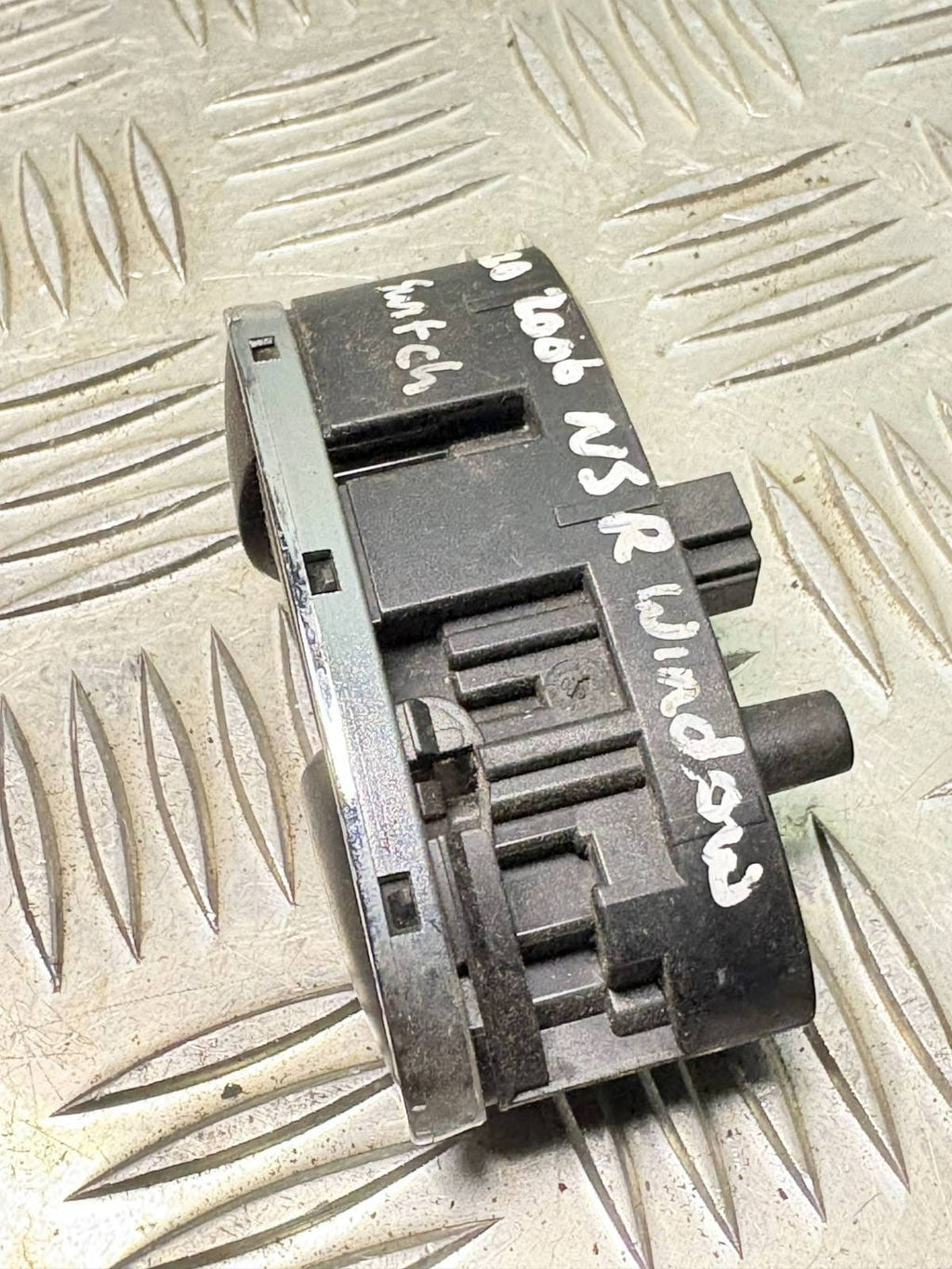 Mercedes-Benz W 211 E-Class switch power window switch A2118219958-2006