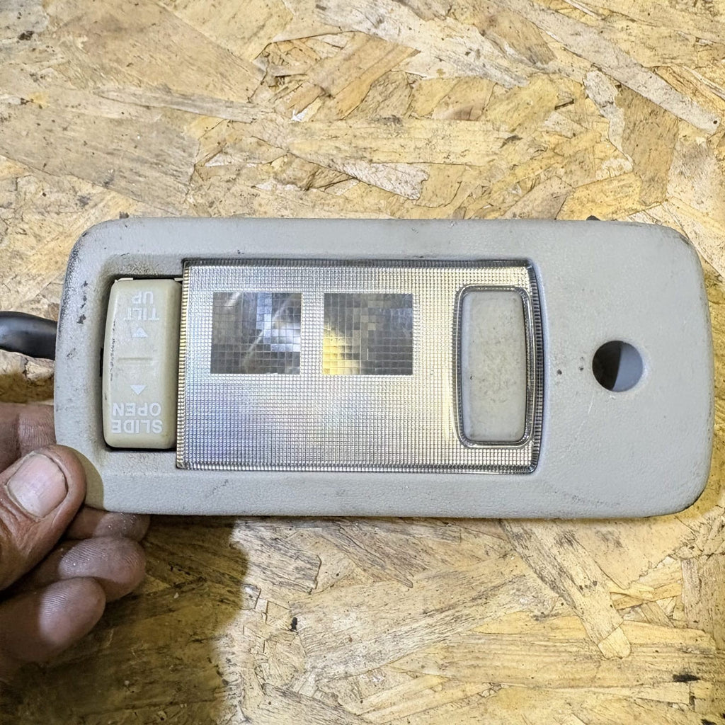 Toyota Corolla 2004 Roof Interior Light & Sunroof Switch Panel Overhead Console