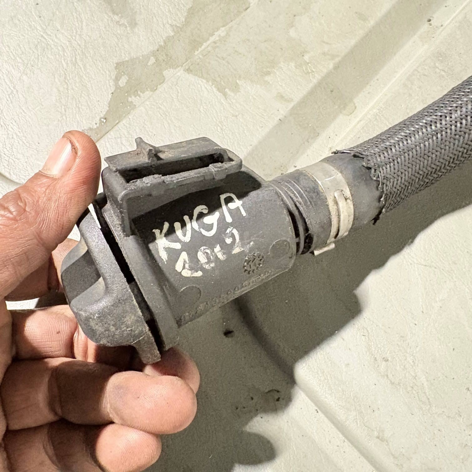 Citroën C5 X7 Tourer Estate 2.0 HDi Oil Filler Hose Pipe 9684359980