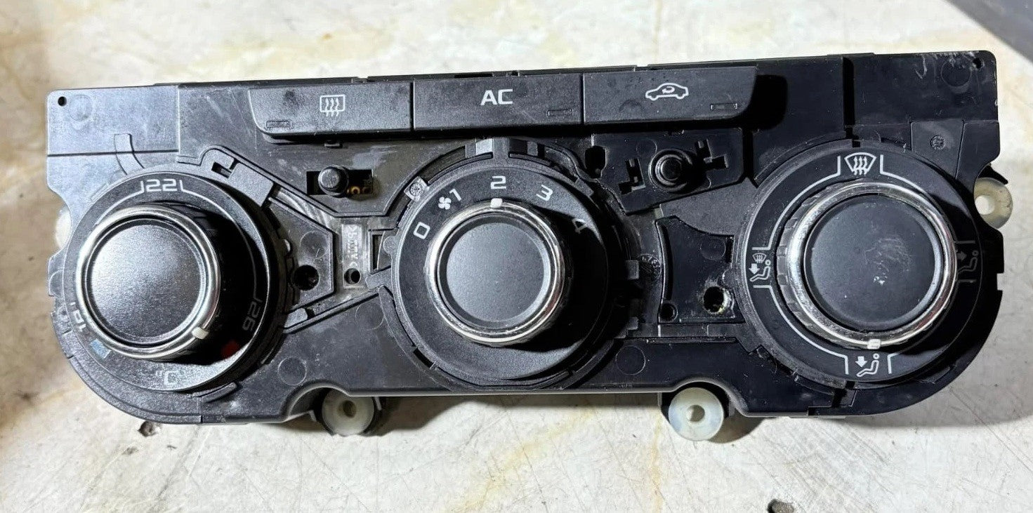 2009 SKODA OCTAVIA MK2 CLIMATE CONTROL MODULE K0045HB009752