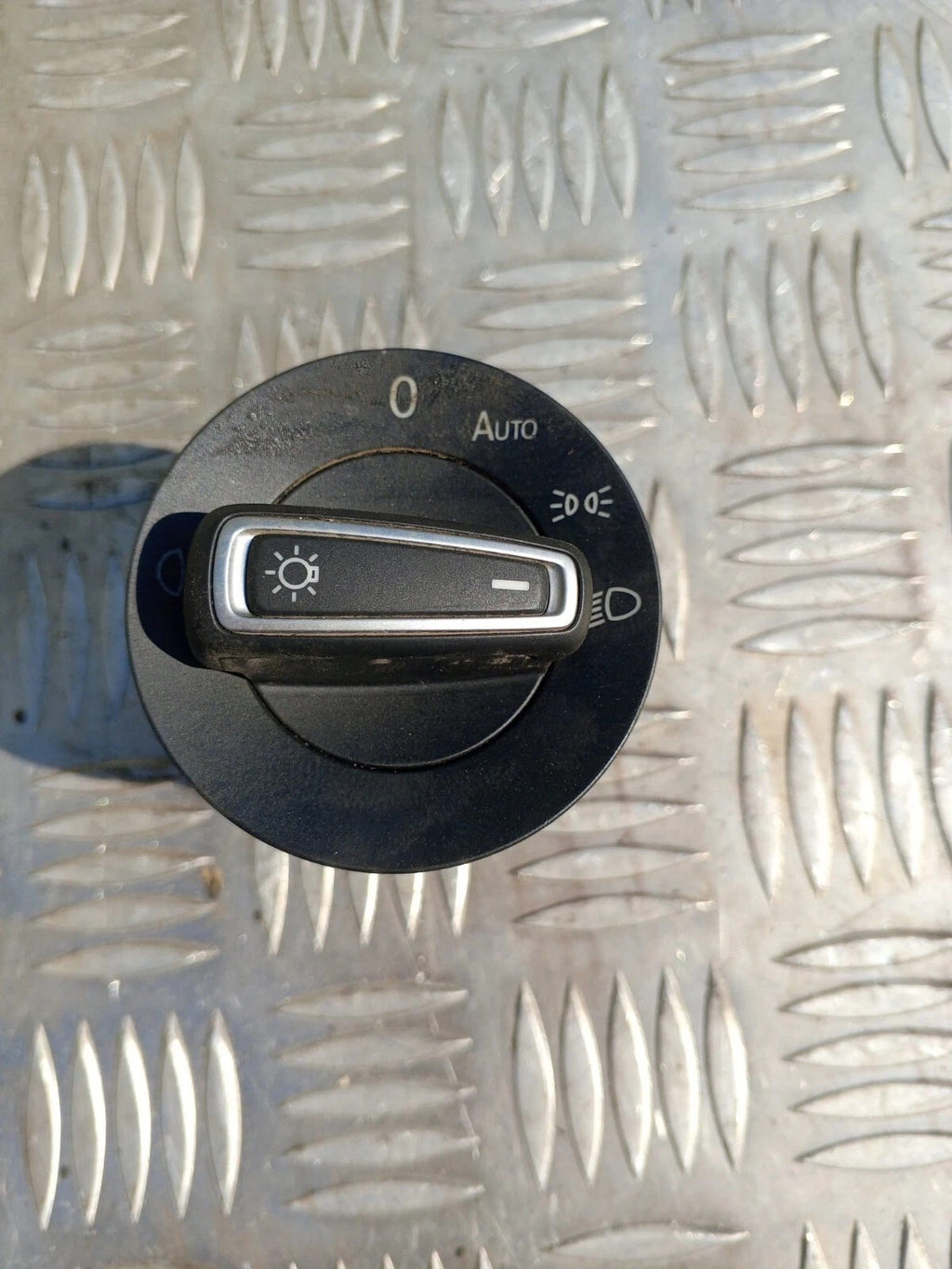 VW Golf Mk7 2014-2020 T-Roc 2018-2025 Headlight Switch AUTO Rear Fog 5G0941431BE