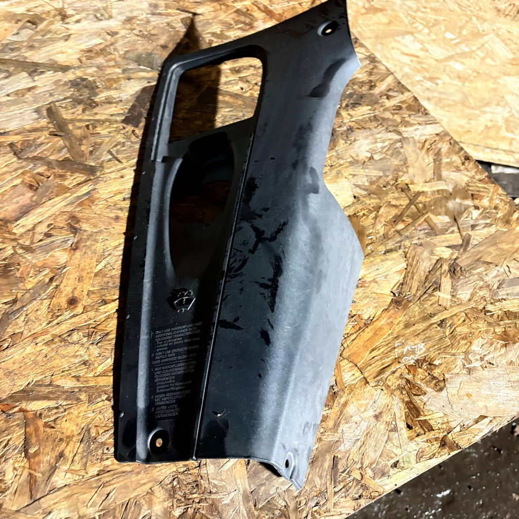 Porsche Cayenne Engine Compartment Trim Cover Right Side 7L5806584 2007-2010