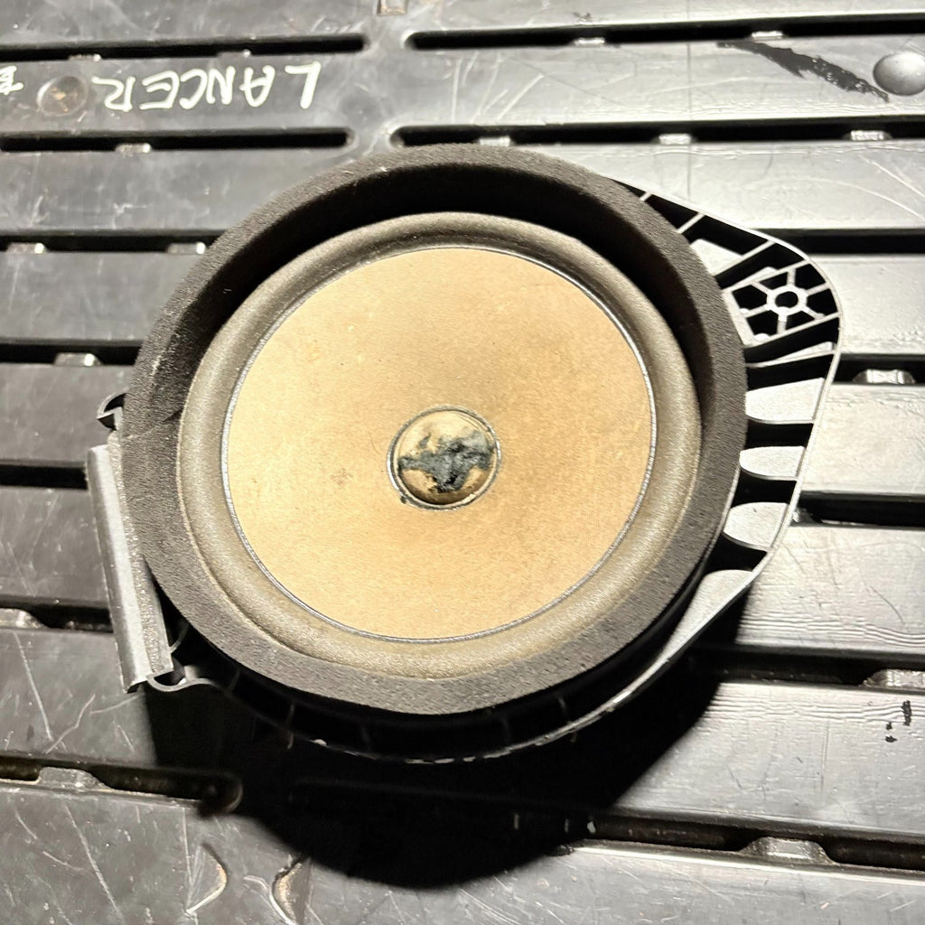 Opel Adam 2017 Right Front Door Speaker 13489121