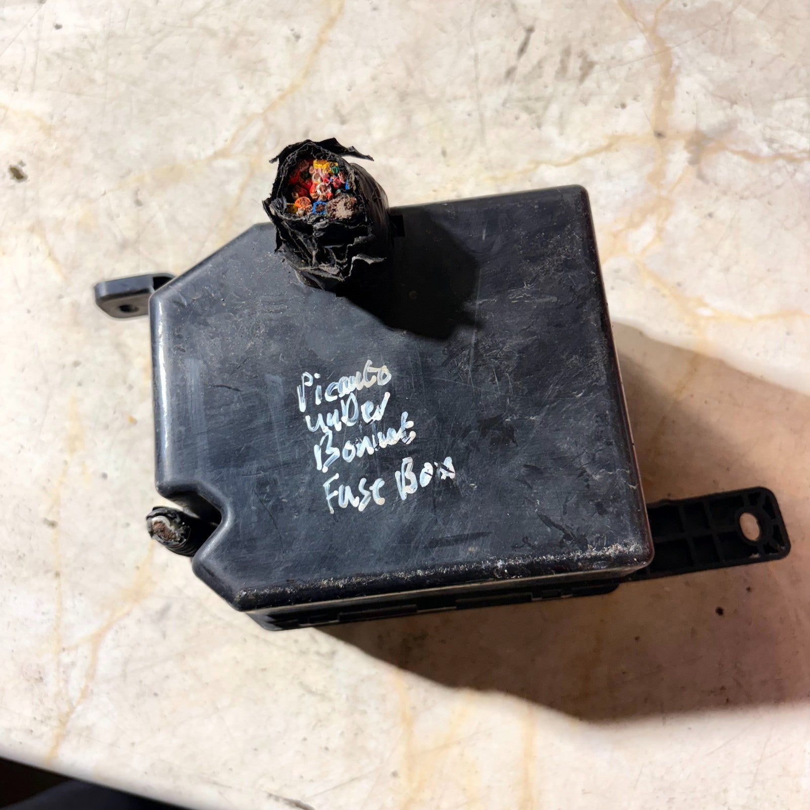 Kia Picanto Mk1 SA 2004-2007 Engine Bay Fuse Relay Box 91940-07500 Under Bonnet