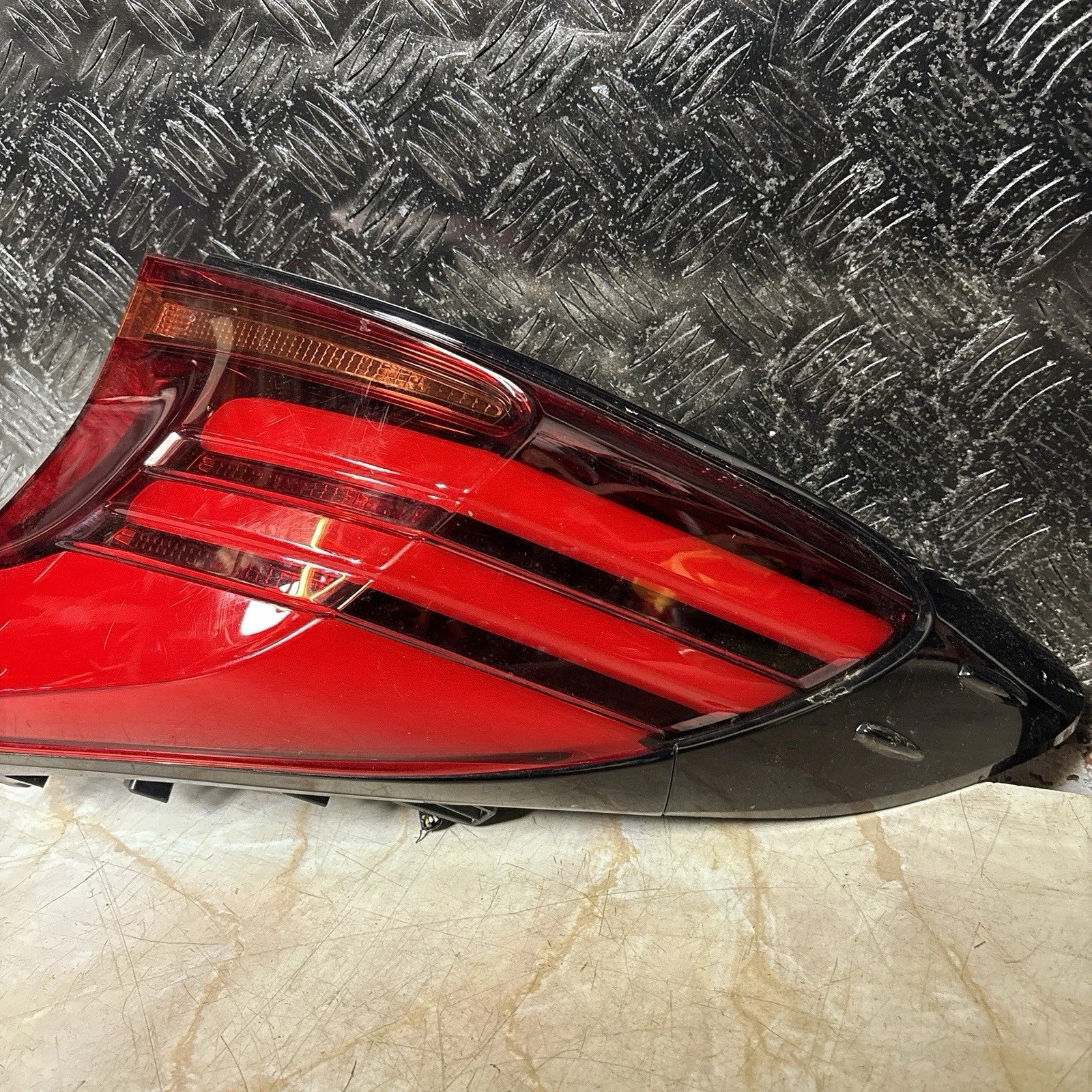 TOYOTA C-HR CHR DRIVER SIDE REAR LIGHT 81550F4130 MK1 2019-2024