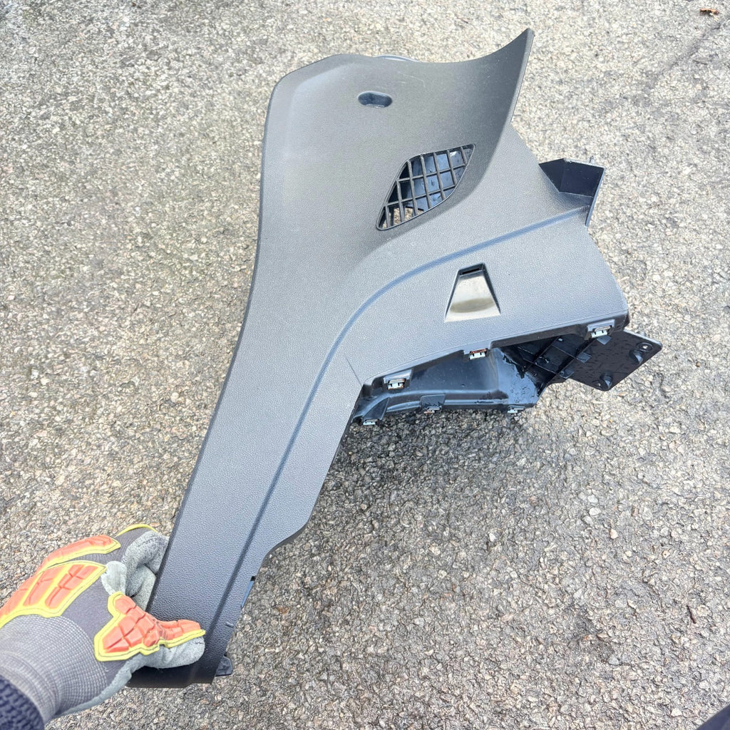 Seat Mii 1S Centre Console Trim Black 1S0863243A 2014