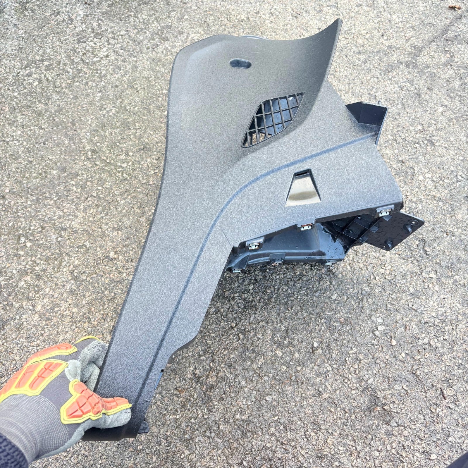 Seat Mii 1S Centre Console Trim Black 1S0863243A 2014