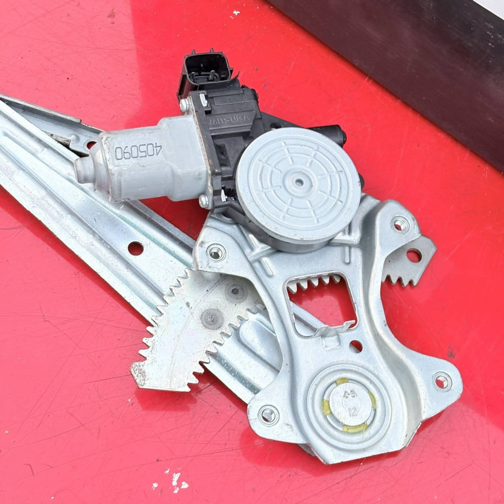 Nissan Juke F15 2011-2017 Rear Right Window Regulator Motor 5 Door Electric