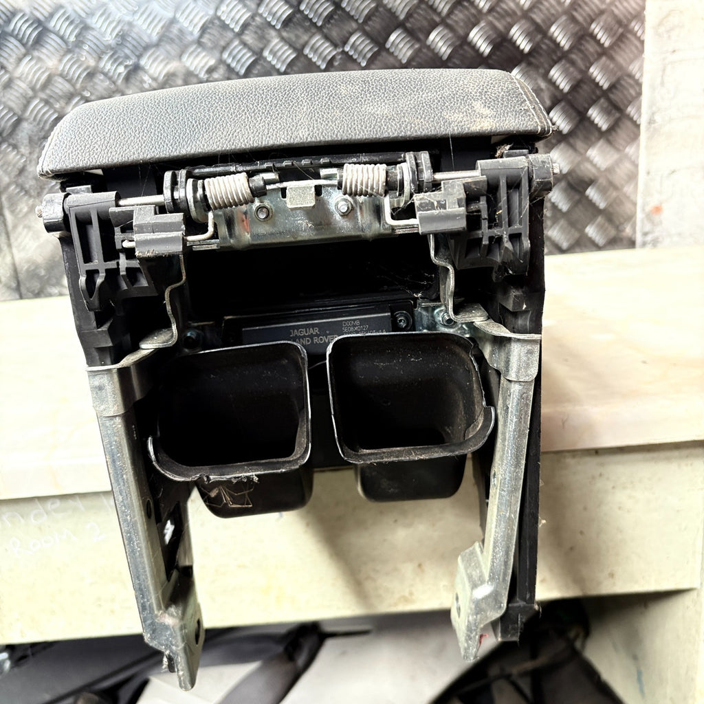 JAGUAR XE X760 2015-2019 CENTRE CONSOLE ARMREST TUNNEL SUB STRUCTURE FRAME BASE
