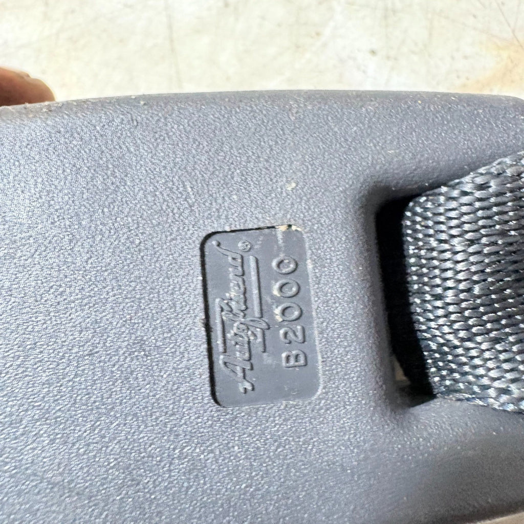 B2000 Seat Belt Holder (Seat belt Buckle) Rear Left for Subaru 2005