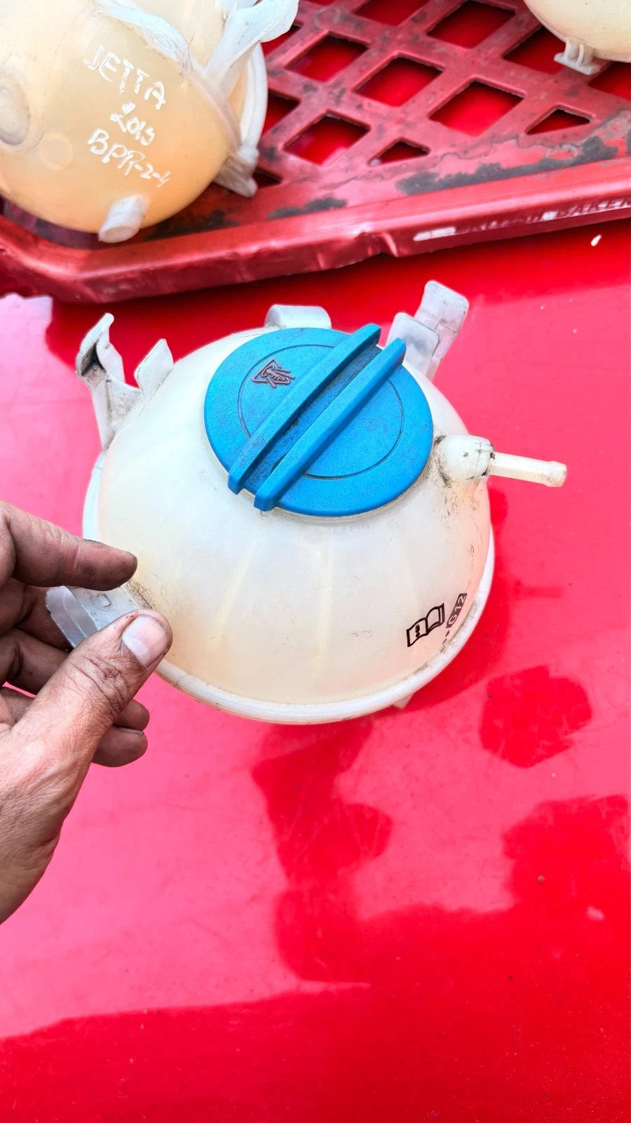SEAT LEON EXPANSION TANK COOLANT 1K012140A 2011