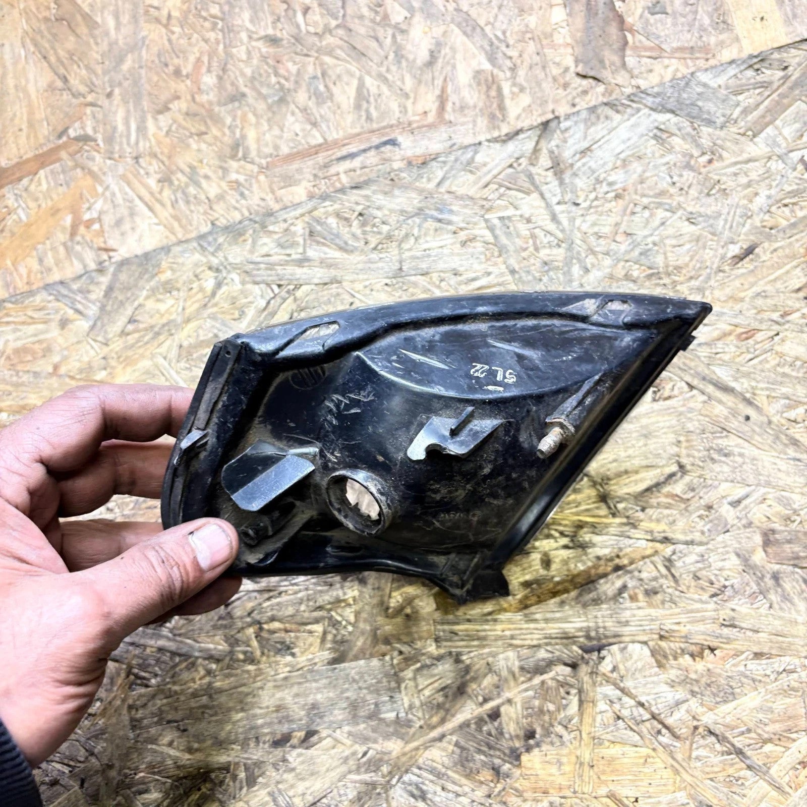 KIA Sephia Drivers side front flasher lamp