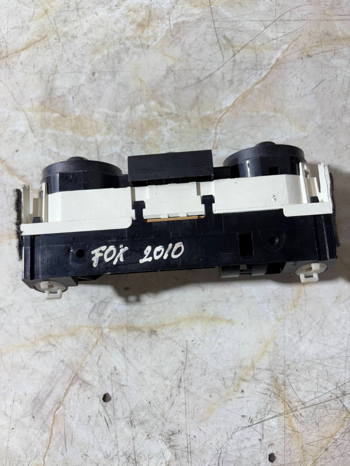 VOLKSWAGEN FOX 2010 HEATER CONTROL PANEL 6Q0819045T