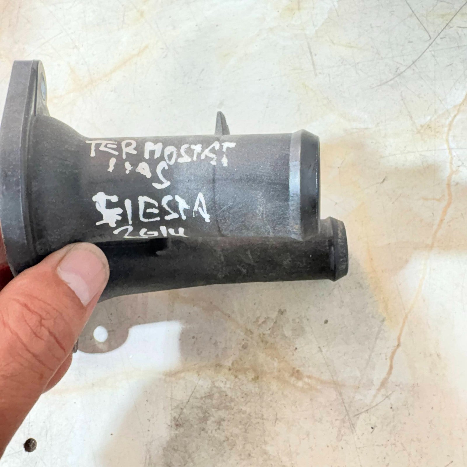 Ford Fiesta Mk7 1.6 Zetec S 2014 Thermostat Housing Coolant Outlet Engine Coolin