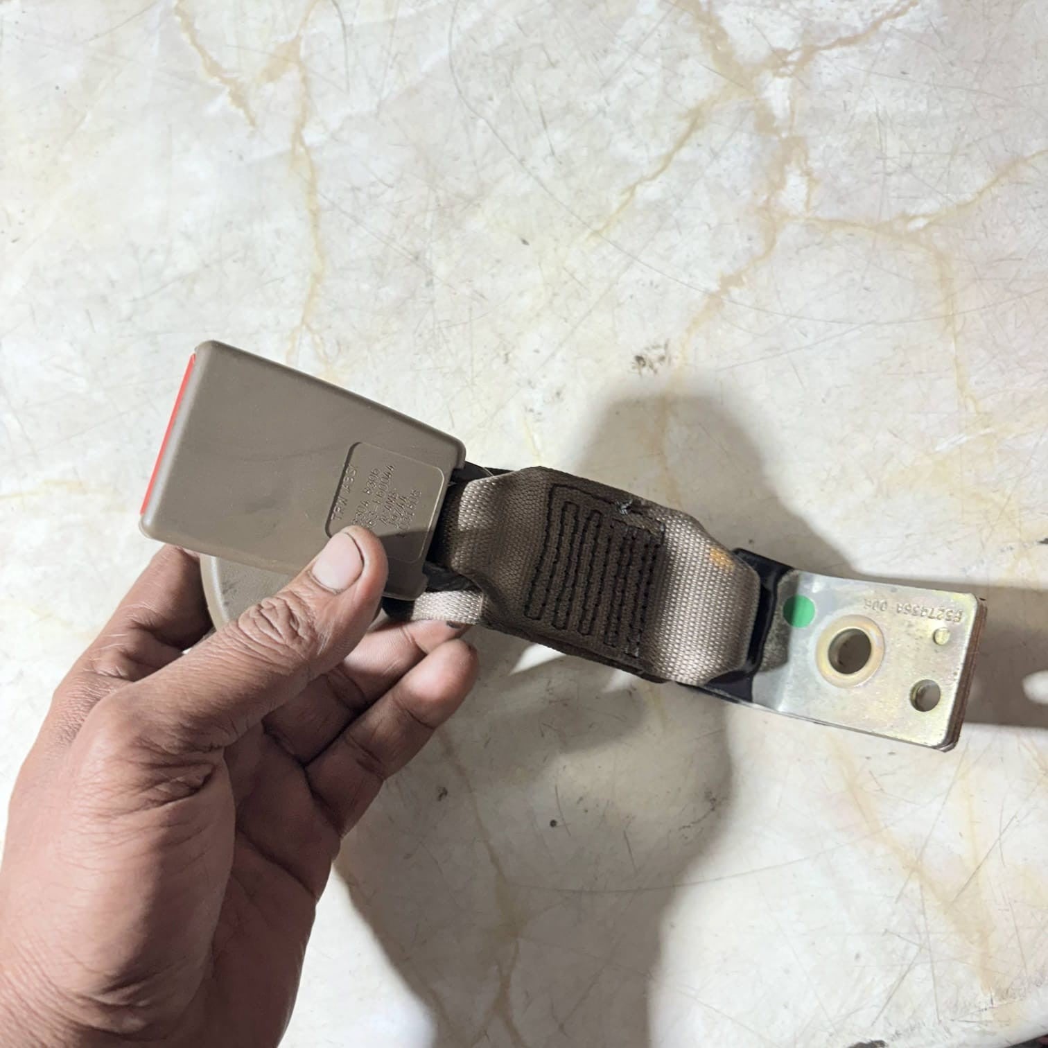 JAGUAR S-TYPE X200 Driver Rear Seat Buckle 2R83F60044 33048306 2.70 Diesel 2005