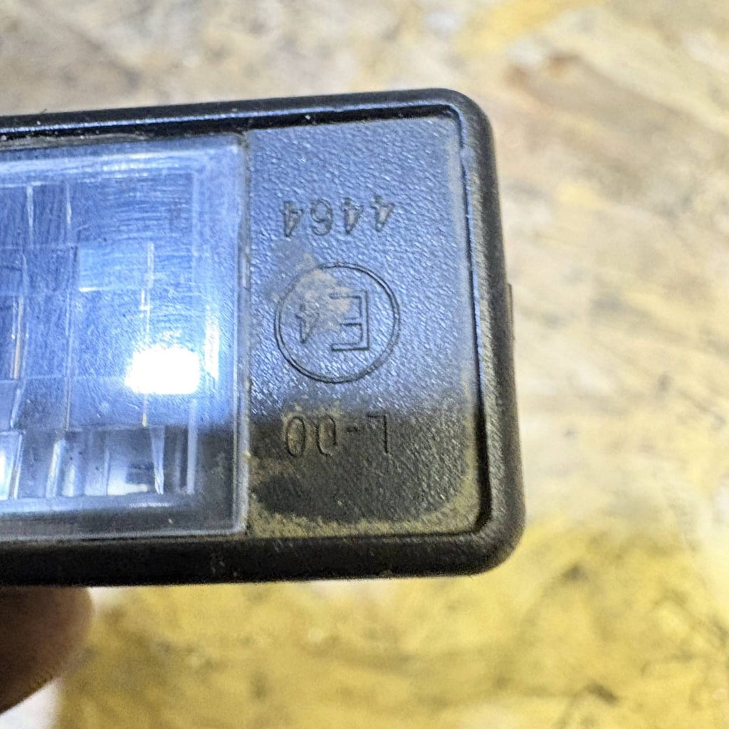 NISSAN JUKE 2010-2019 REAR LIGHT NUMBER LICENSE PLATE 2530-01-00