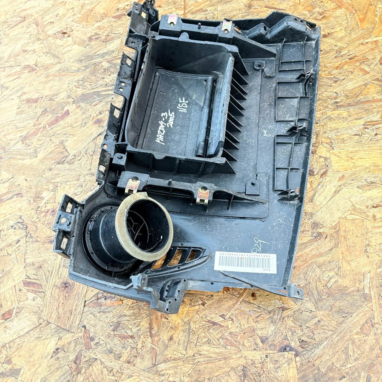 Mazda 3 NS Passenger Front Dash Top Cover 2004?2009 B32H-60350