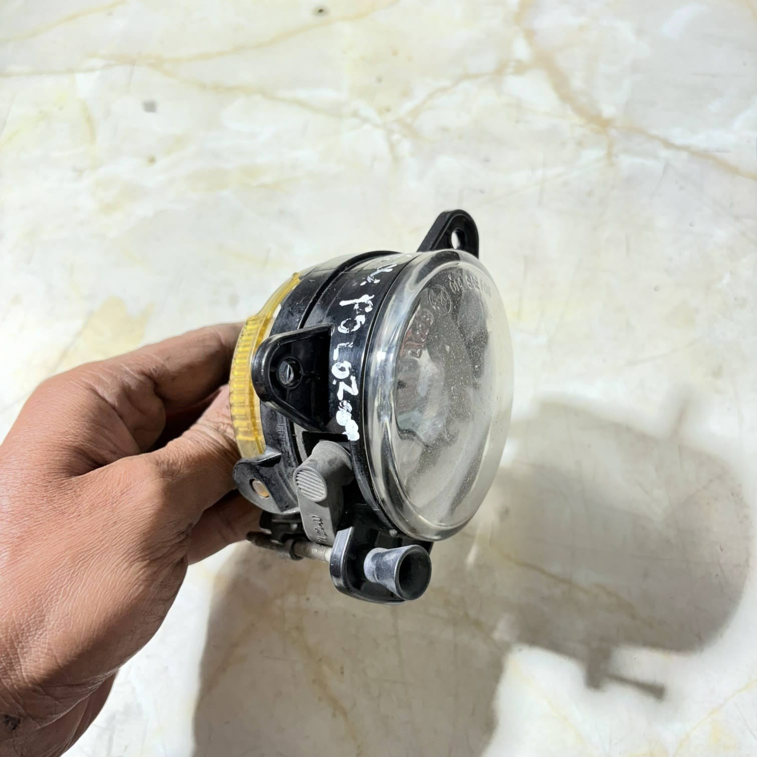 HELLA PASSENGER FRONT FOG LIGHT 271274-00 (F110) NSF