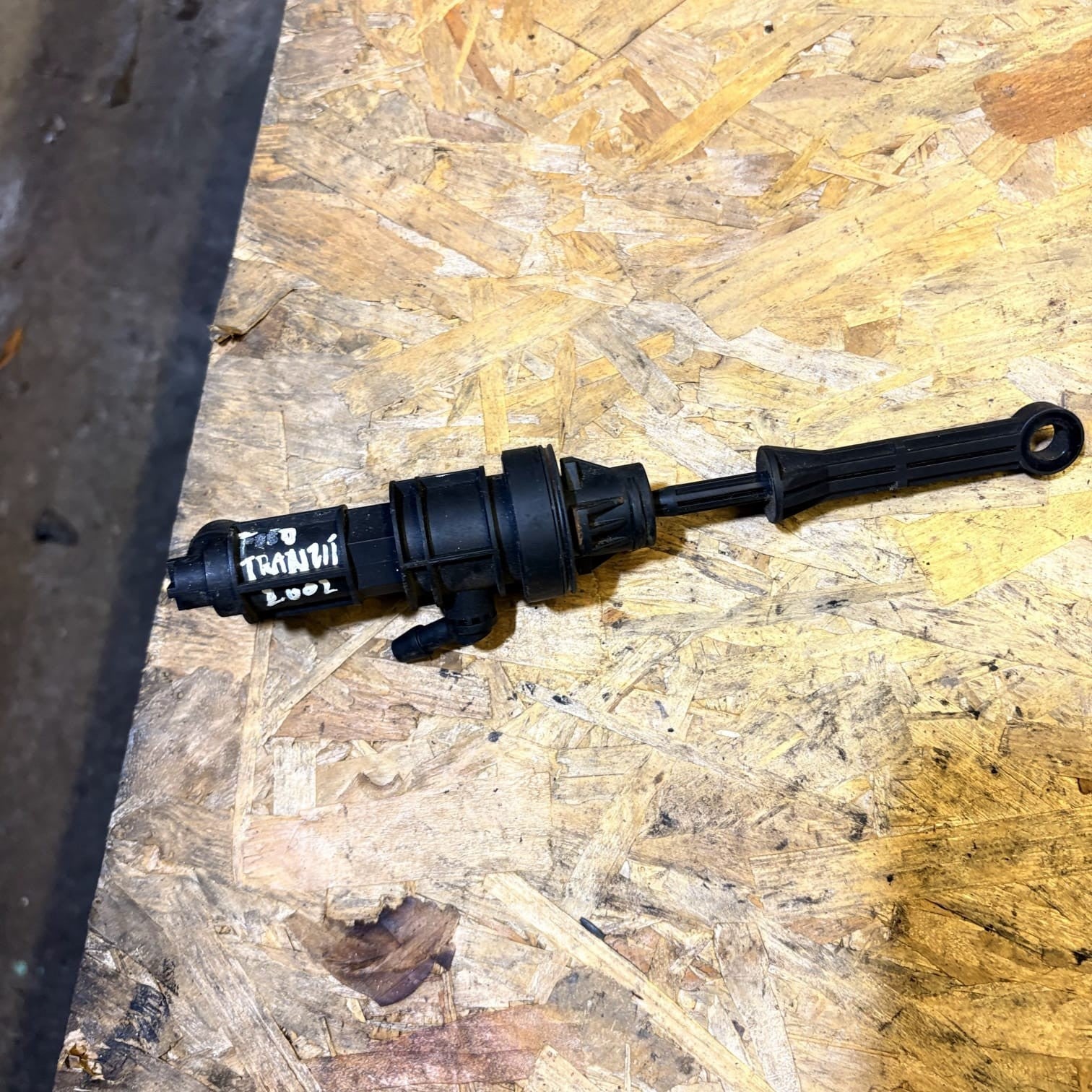 Ford Transit MK7 2006-2013 Clutch Master Cylinder 6C11-7A543