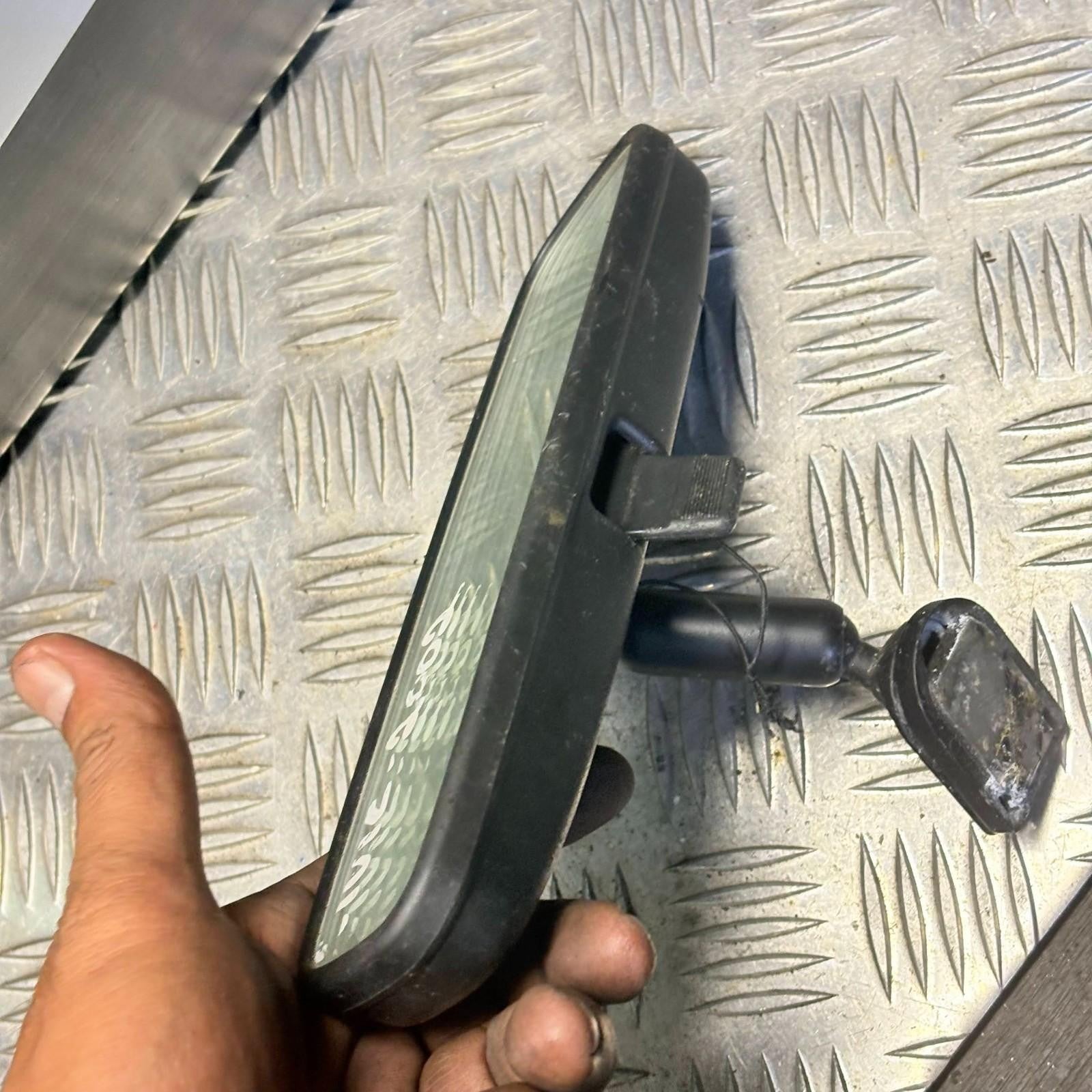 HONDA CIVIC 2002 REAR VIEW MIRROR E10110110