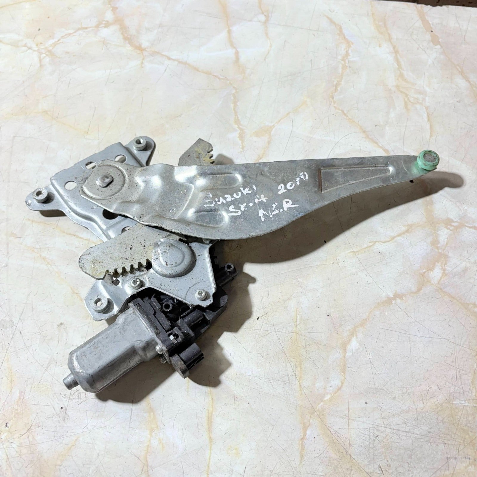 07-13 Suzuki SX4 Passenger Rear Left Side Door Window Motor Regulator
