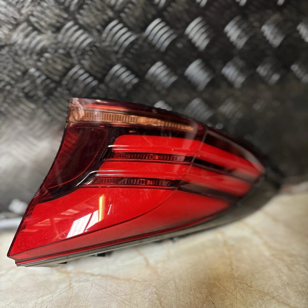 TOYOTA C-HR CHR DRIVER SIDE REAR LIGHT 81550F4130 MK1 2019-2024