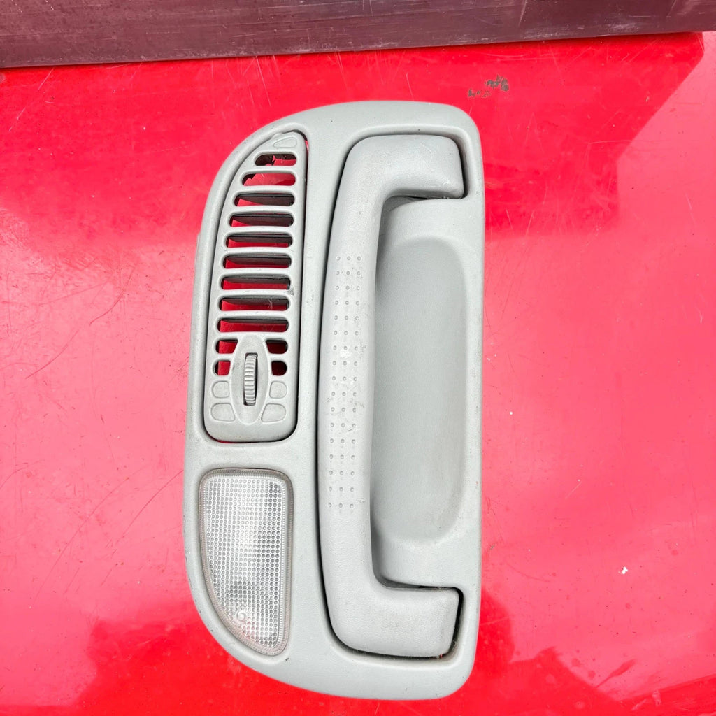 Kia Sedona 2004 Right Side Rear Handle w/Air Vents & Light OK552 51 310