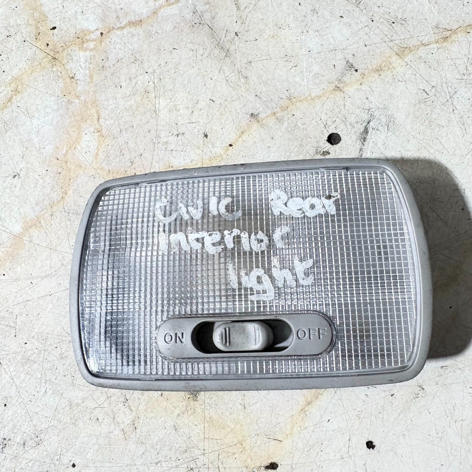 2001-2005 HONDA CIVIC REAR INTERIOR ROOF READING LIGHT