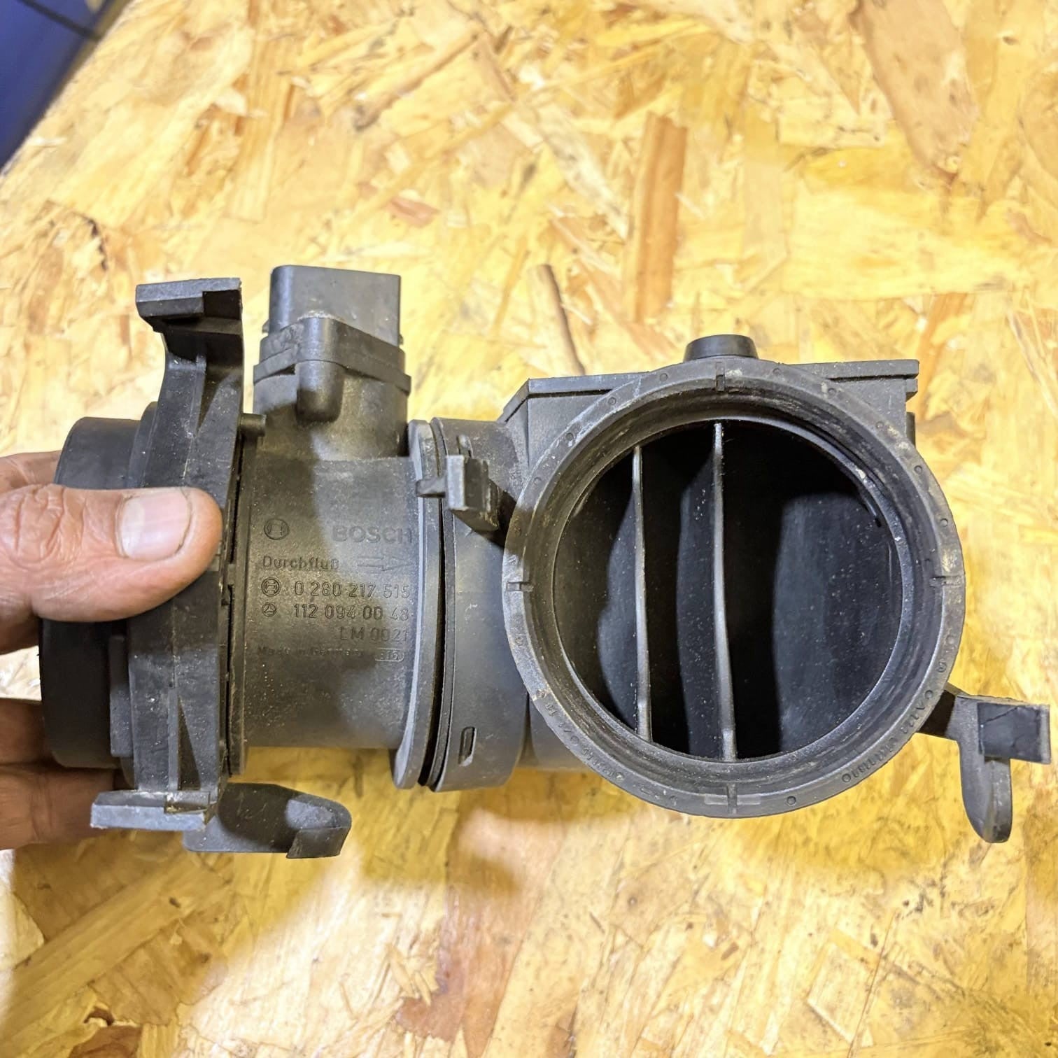 Mercedes R129 SL MAF Mass Airflow Sensor 0280217515 SL280 SL320 V6