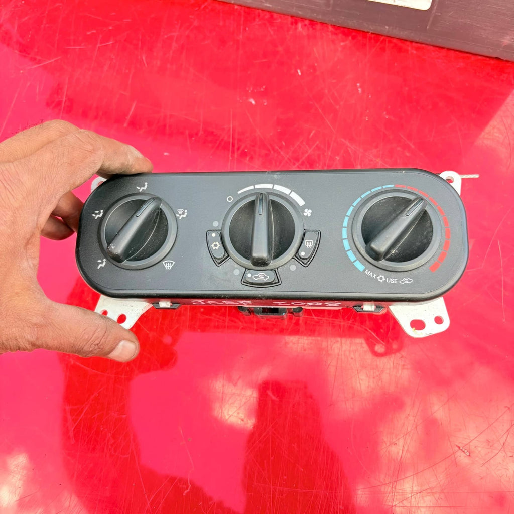 JEEP PATRIOT 2008 HEATER CONTROL Panel A/C UNIT P55111874AC 58024M PARTS