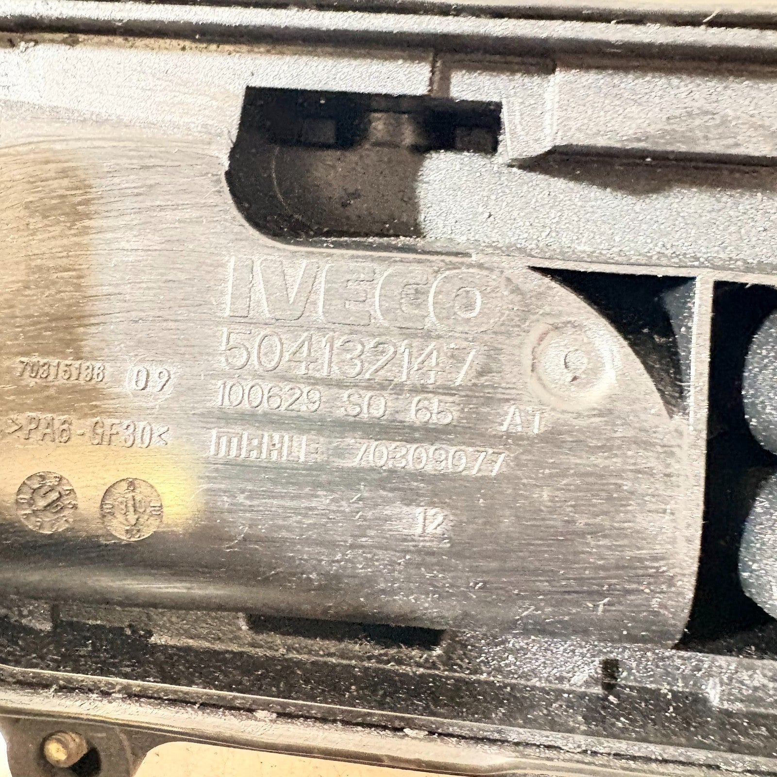 IVECO DAILY 2007-2011-OIL SEPERATOR BREATHER 504132147