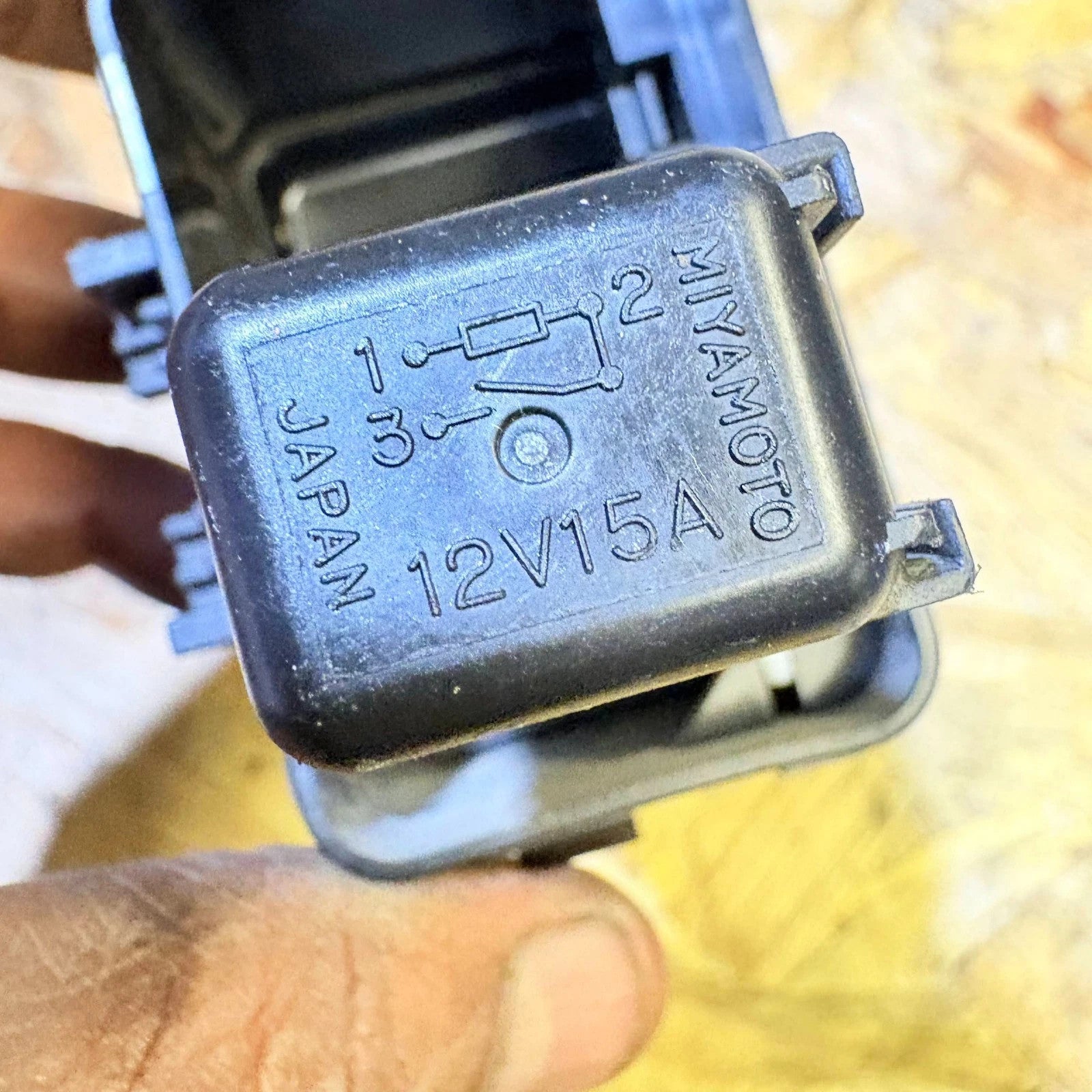 Cadillac CT5 Keyless Entry / TPMS Receiver Module 13535098 85104942 2020-2024