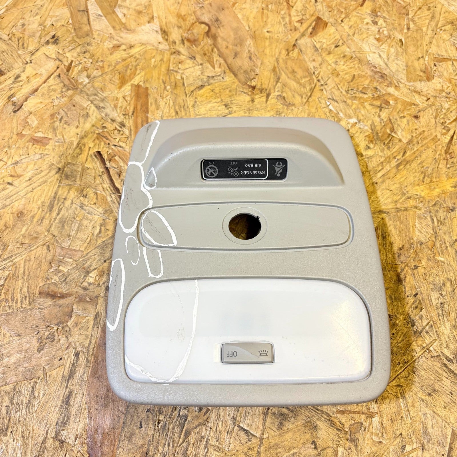 Renault Clio MK4 2012-2019 Front Interior Roof Map Light Console