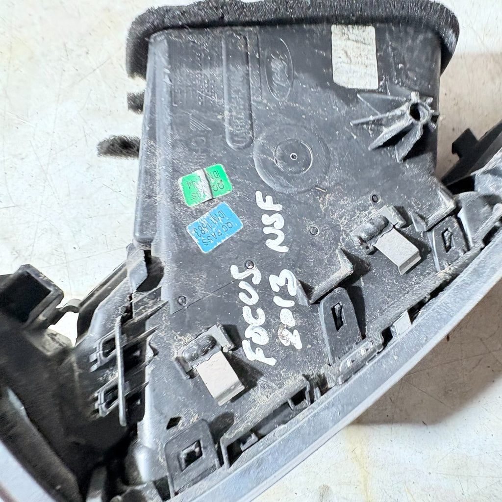 FORD FOCUS MK3 DASH AIR VENT PASSENGER FRONT LEFT SIDE 2010-2018