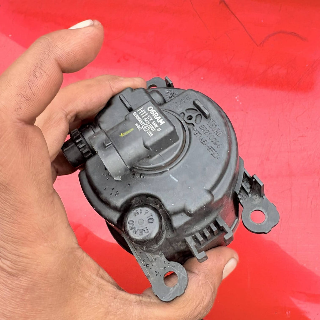 FORD FIESTA O/S DRIVER SIDE FRONT FOG LIGHT 89210094 VALEO 2005