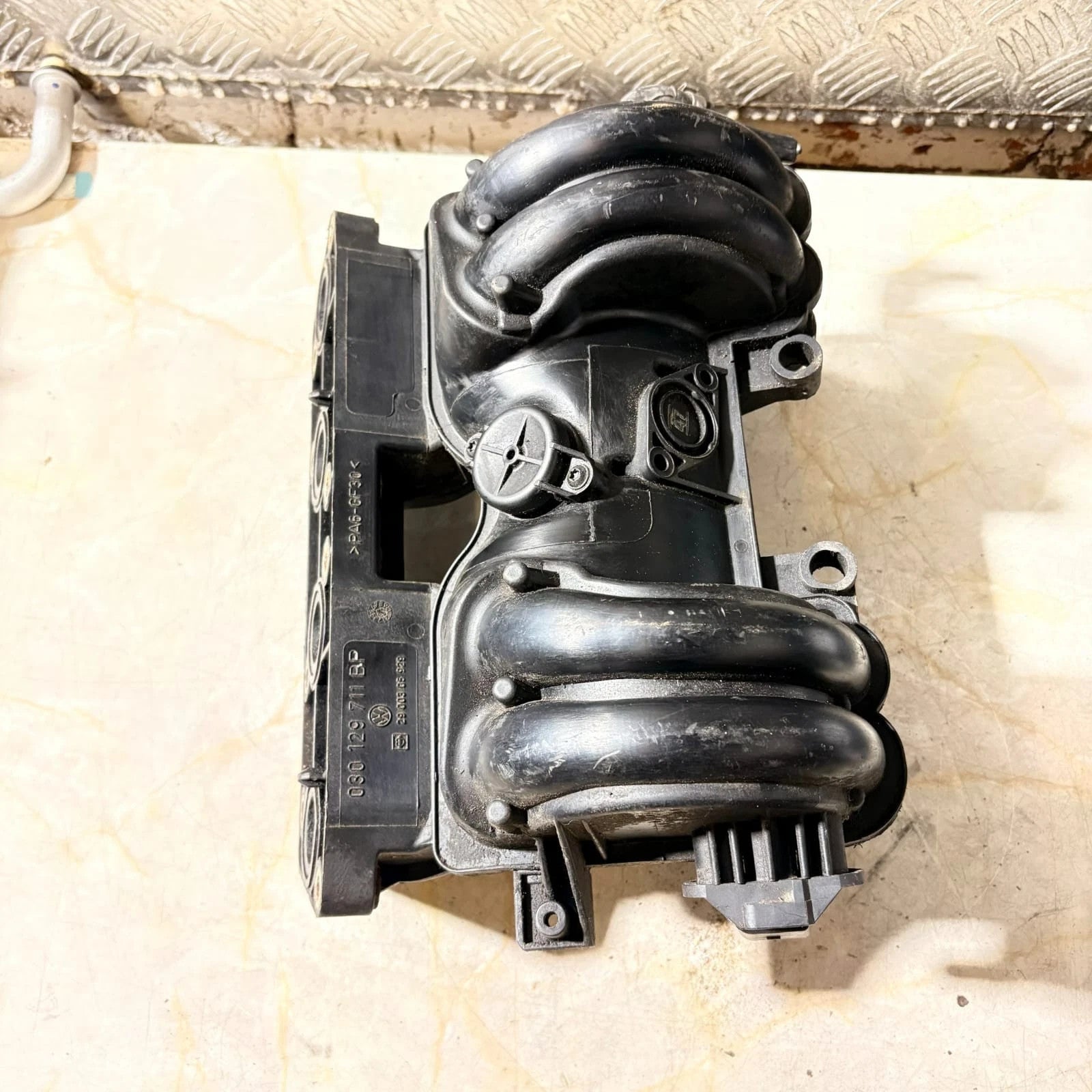 VW Polo 6N2 1.0 8V ALD 1.4 8V AUD Inlet Manifold 030129711BP
