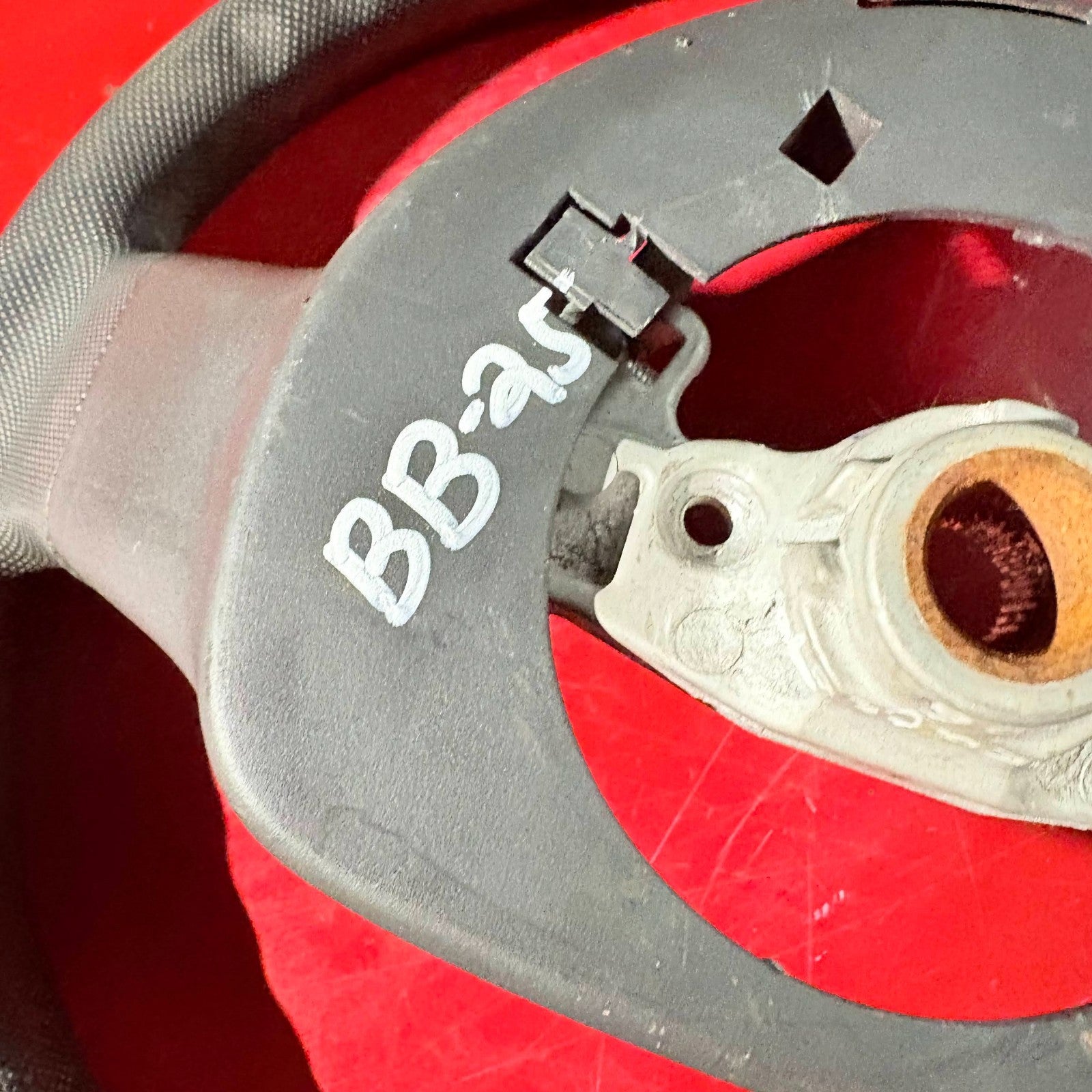 Peugeot 107 Citroen C1 Toyota Aygo Steering Wheel 3 Spoke GS120-01840 2005-2014