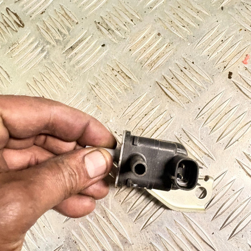 TOYOTA PRIUS 2009-2015 1.8 HYBRID VACUUM SOLENOID SWITCH 90910-12276