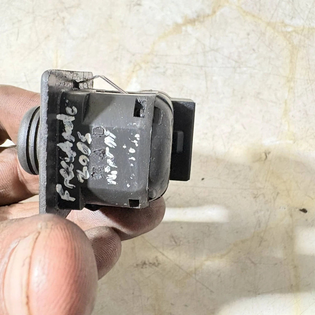 LR Discovery Mk2 Freelander FL1 Wing Mirror Control Switch NonFolding AMR2498