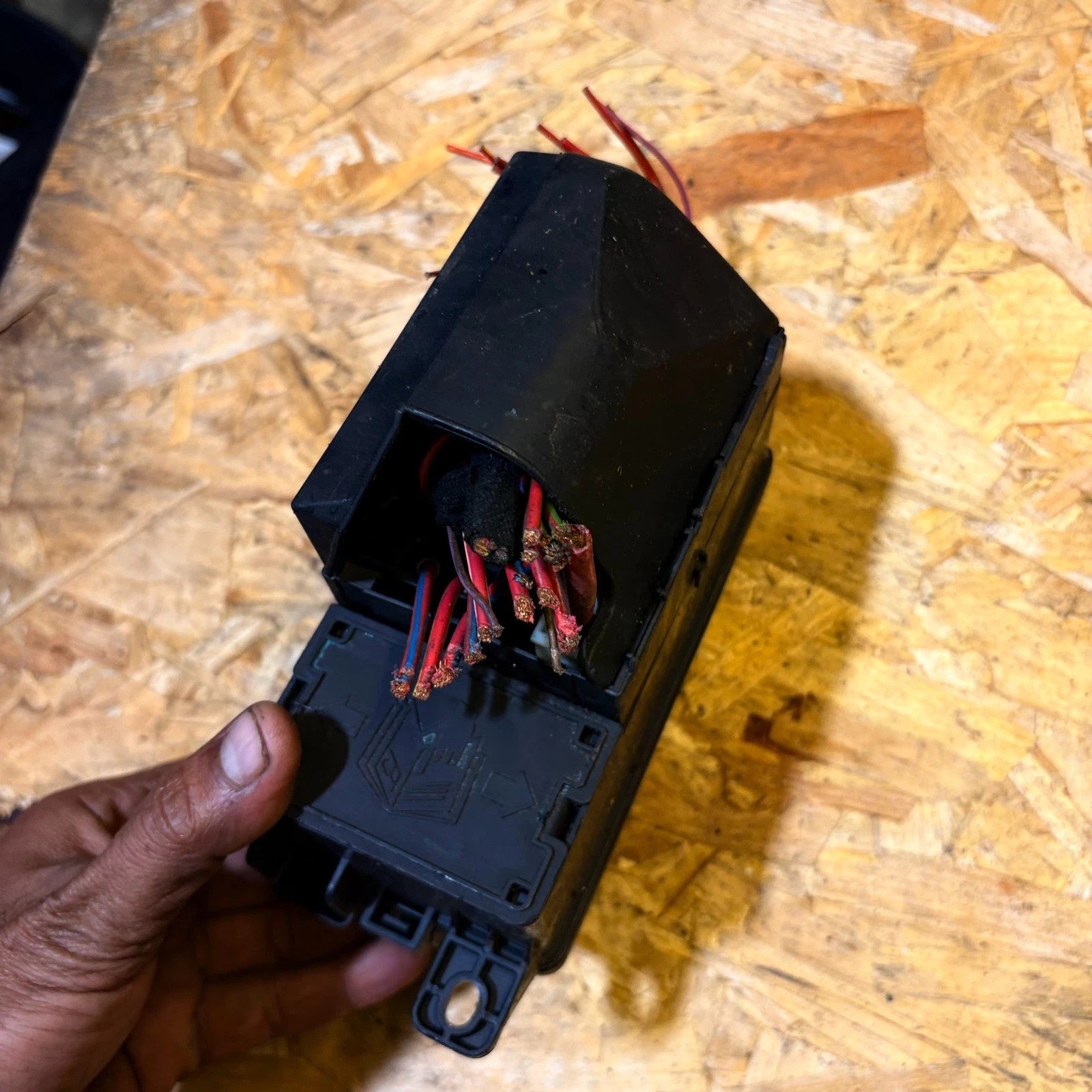 690660403 Fuse Box for MINI ONE 2001-2006