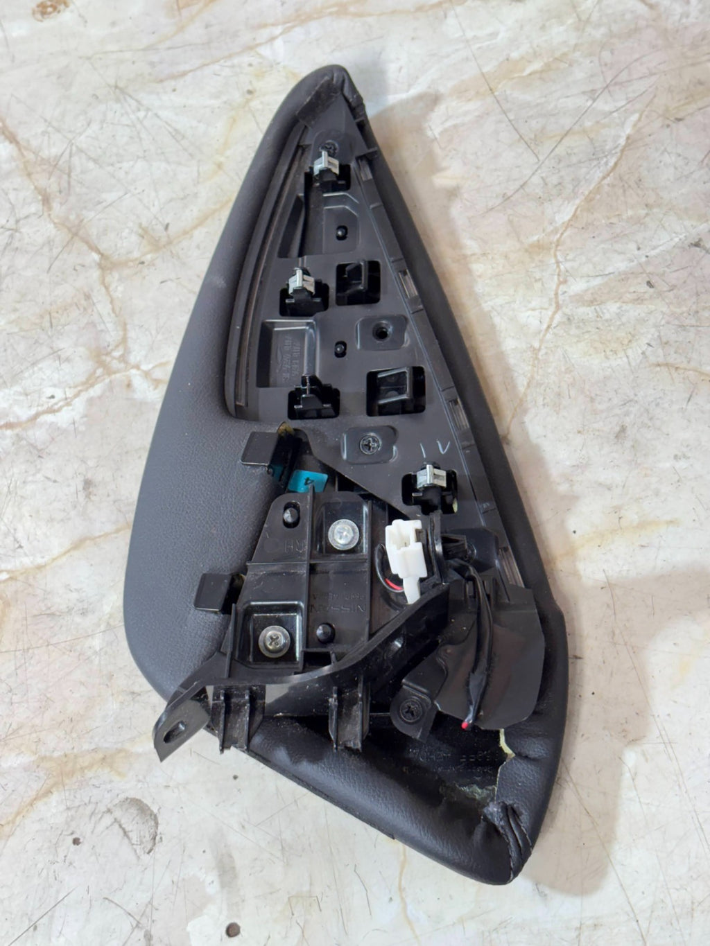 NISSAN QASHQAI J11 2017 CENTRE CONSOLE LEATHER RIGHT DRIVER SIDE 969PJ4EH0A