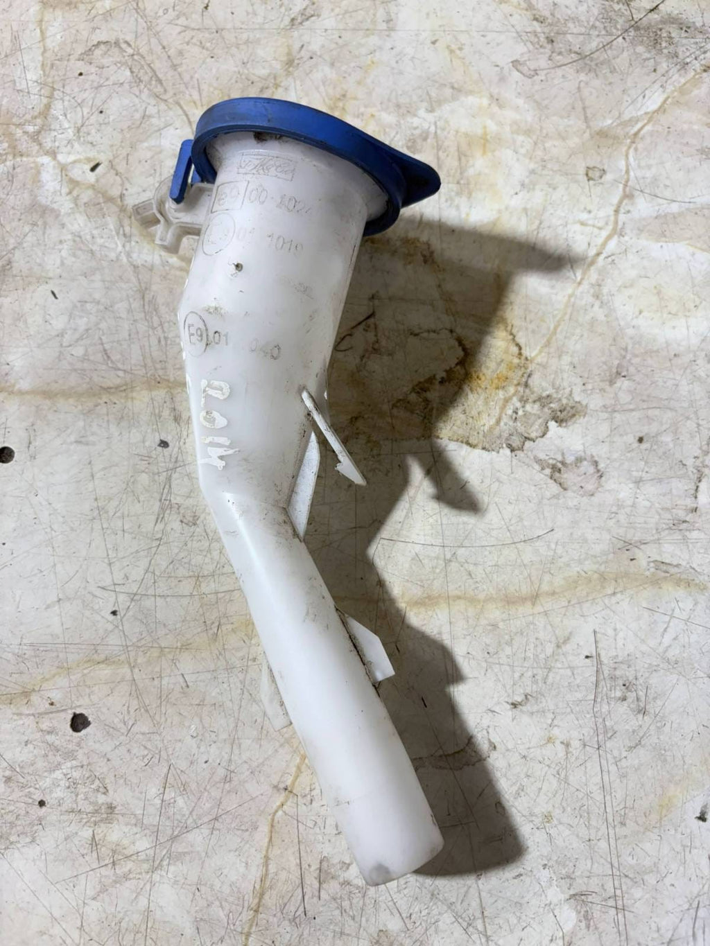 FORD FOCUS MK3 1.5 DIESEL WASHER BOTTLE FILLER PIPE BM51-17C615-A 2014