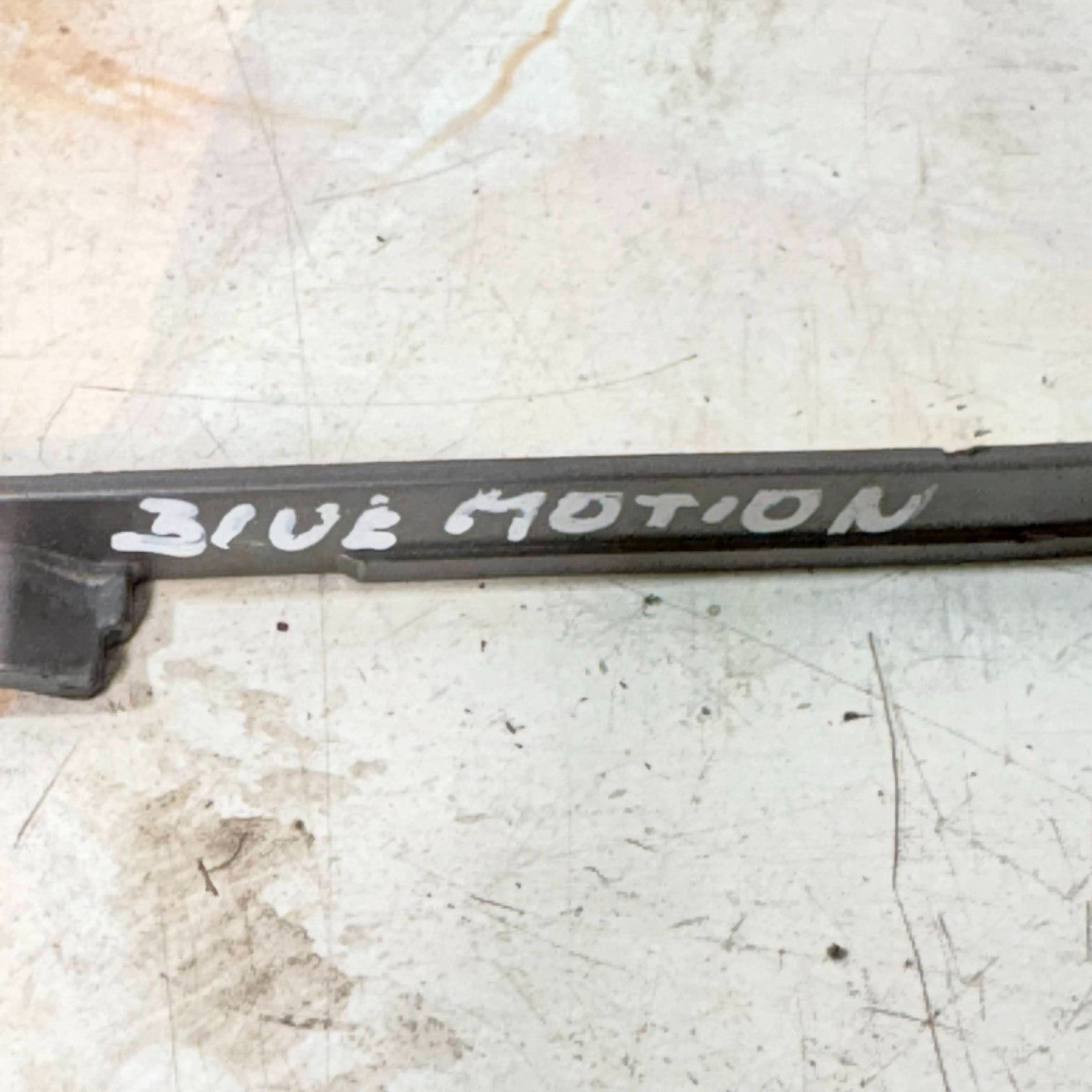 1K0 858 071-Interior Trim Mk5 Golf 2009 Blue Motion