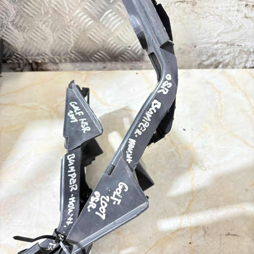 VW Golf Plus Rear Bumper Guide Brackets L+R 2005-2014 5M0807375 5M0807376